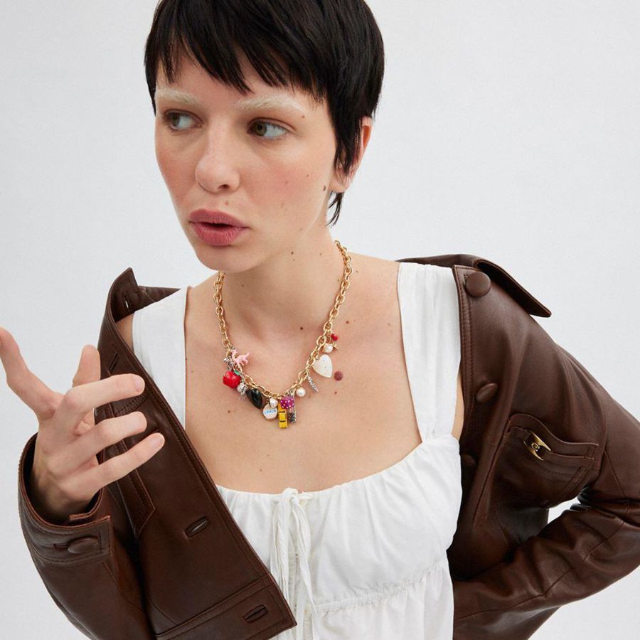 Joyería COACH Heart And Taxi Statement Charm Necklace Mujer Doradas | OWH-183074